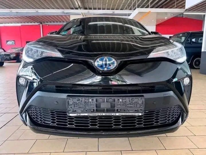 Toyota C-HR 2.0 Hybrid Team D *KAM+18